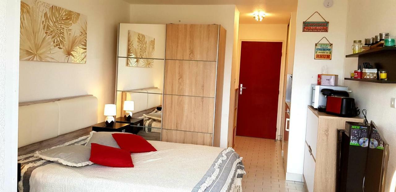 Studio Port Venus Village Naturiste آجد المظهر الخارجي الصورة